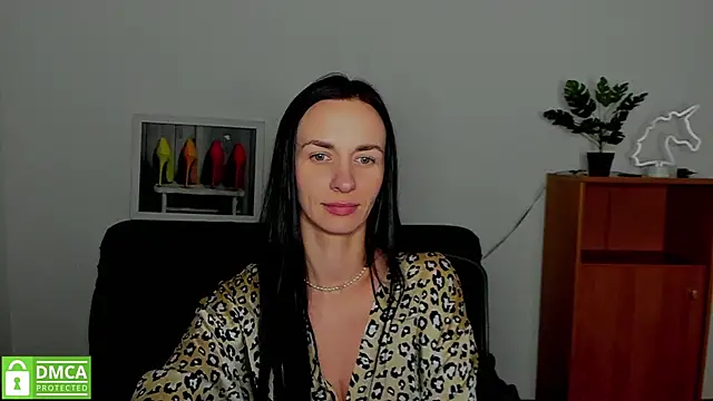 annakillianox online show from November 9, 12:34 pm