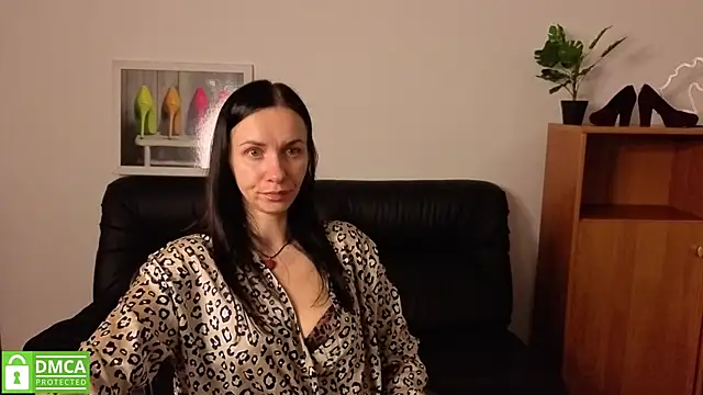 annakillianox online show from June 9, 5:29 am