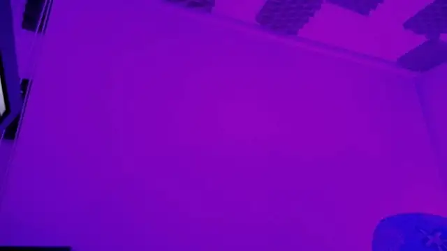 luly pink online show from June 11, 4:09 am