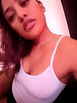 VictoireFeller online show from December 2, 4:36 am