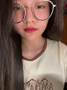 Krixxi22 online show from April 2, 6:16 pm