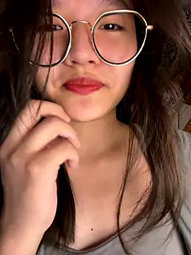 Krixxi22 online show from September 9, 3:23 pm