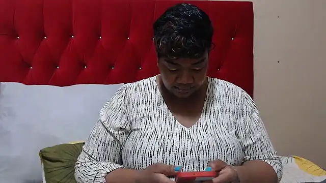 MIGHTYASSS online show from September 25, 6:01 am