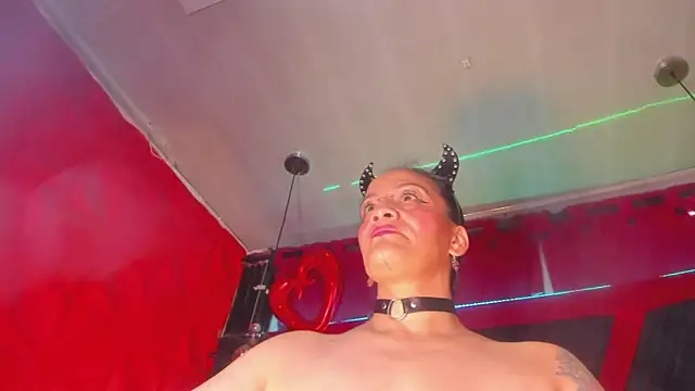 Taylor-hardcore online show from January 6, 5:38 pm