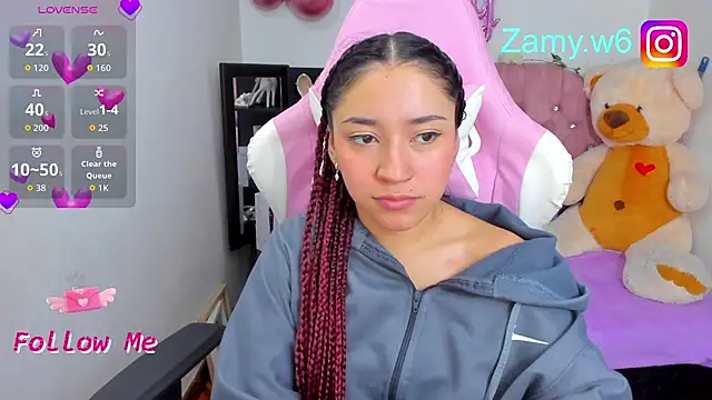 Snapshot of Karla__cute chatting on October 8, 5:23 am Karla cute online show from October 8, 5:23 am