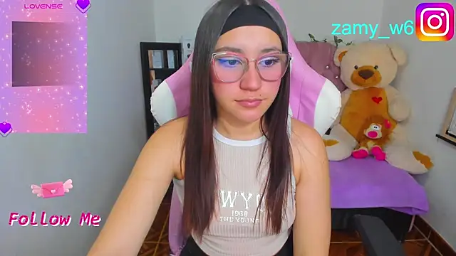 Karla  cute online show from April 26, 5:16 am