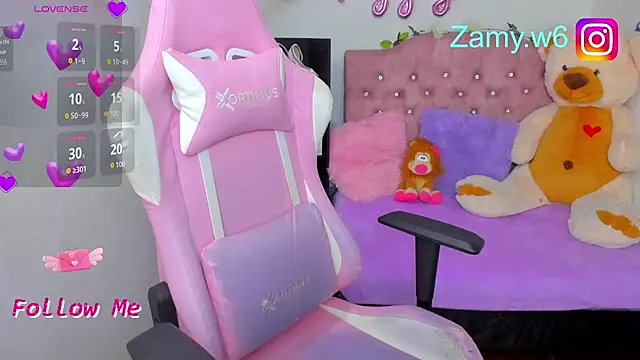 Snapshot of Karla__cute chatting on September 22, 5:06 am Karla cute online show from September 22, 5:06 am