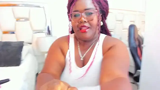Snapshot of BritannyJhonsons chatting on October 3, 8:58 pm BritannyJhonsons online show from October 3, 8:58 pm