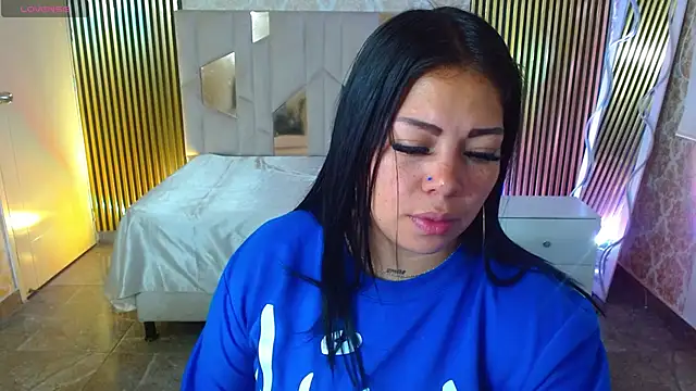 martinna tay online show from April 25, 3:09 am