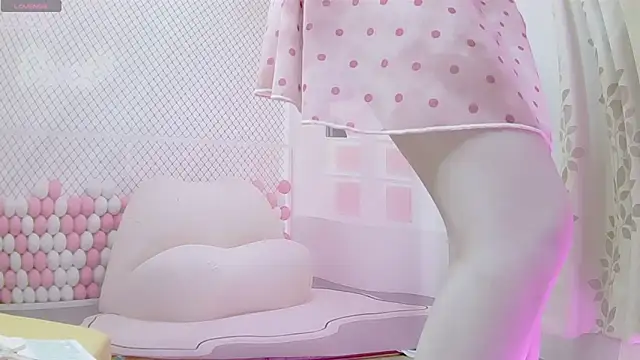 Sumi y online show from April 3, 3:04 am