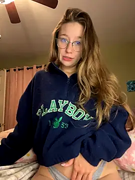 Snapshot of sage__marie chatting on September 11, 10:04 am sage marie online show from September 11, 10:04 am