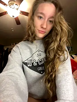 Snapshot of sage__marie chatting on September 16, 10:23 am sage marie online show from September 16, 10:23 am