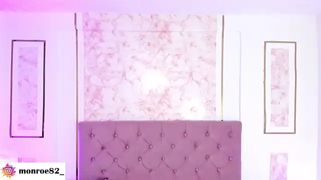 GENNESIS LOVE online show from April 24, 4:48 am