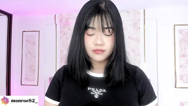 GENNESIS LOVE online show from August 1, 3:52 am