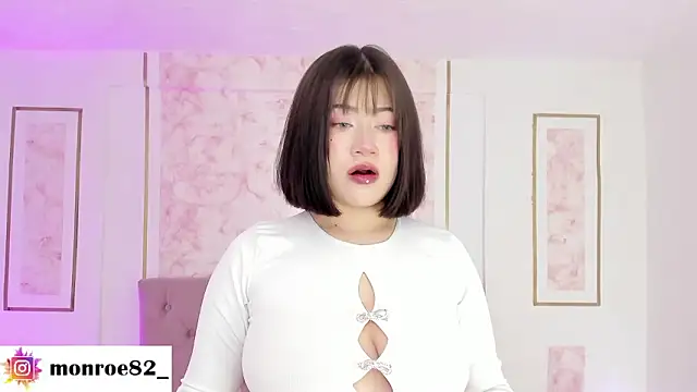 GENNESIS LOVE online show from February 14, 3:30 am