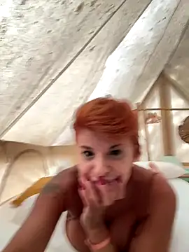 Snapshot of Selvaggia_official83 chatting on September 8, 3:55 pm Selvaggia official83 online show from September 8, 3:55 pm