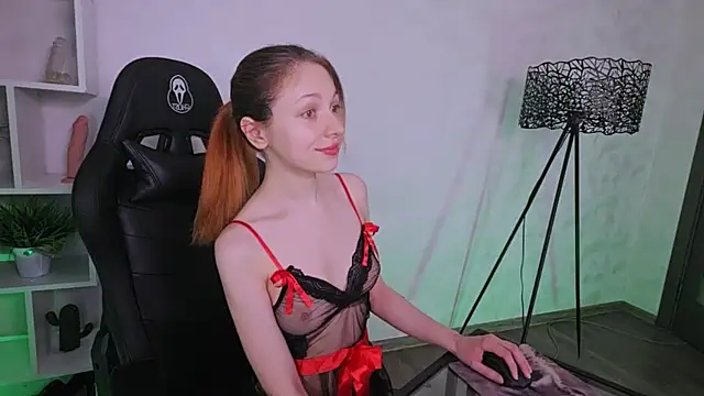 Only   Yours online show from April 25, 9:23 am