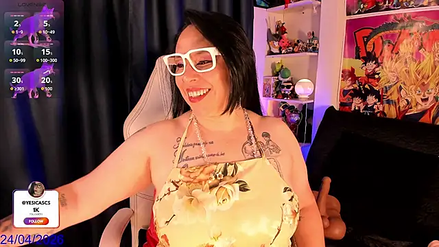 Yeye scs online show from April 25, 12:57 am