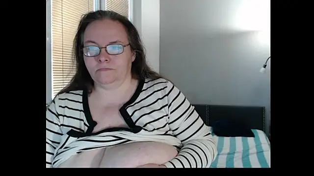 Sweetboobs online show from April 26, 1:53 pm