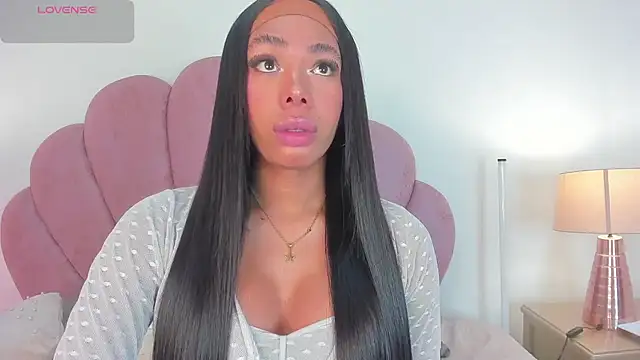 Nicole Paradise online show from March 18, 1:16 pm