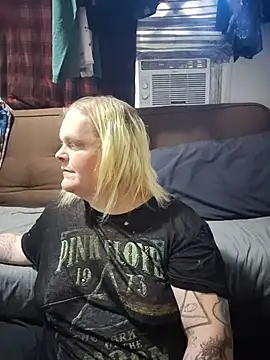 Trans Girl next door420 online show from June 16, 11:06 pm