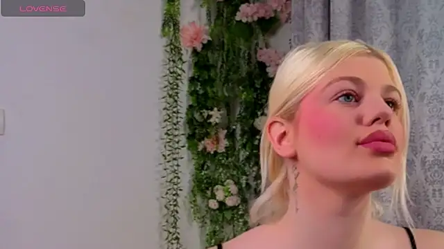 JosephineBlairs online show from May 24, 12:15 pm