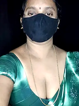 vintage-vibs online show from October 18, 6:31 pm