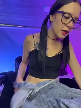 Isabella 21x online show from April 24, 1:25 pm