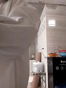 Aninyin22 online show from December 2, 7:10 am