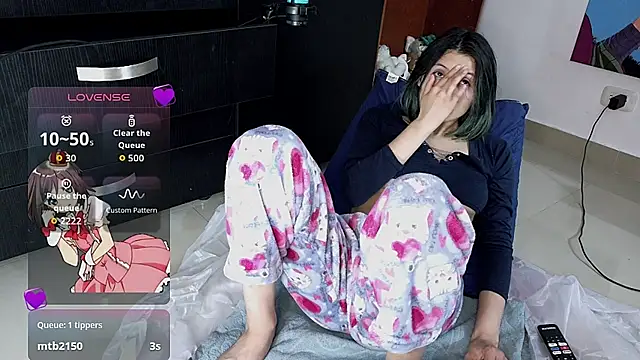 Camila---torres online show from April 13, 3:30 am