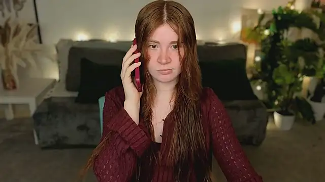Freckle Diyana online show from June 12, 7:05 am