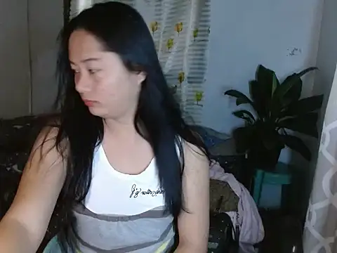 Sweet amberxyz18 online show from April 21, 8:21 am