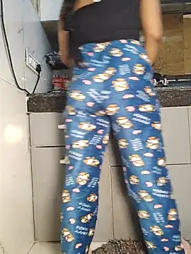 Manpreet kaur21 online show from November 29, 1:48 pm