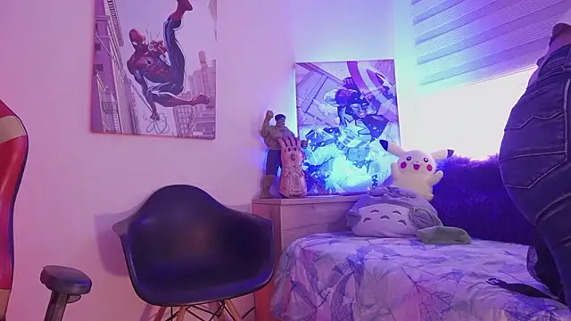 madelyn rose  online show from March 26, 6:31 pm