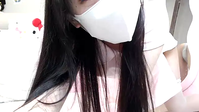 momo room online show from October 22, 11:15 am