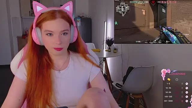 cinnabon girls online show from April 29, 5:30 pm