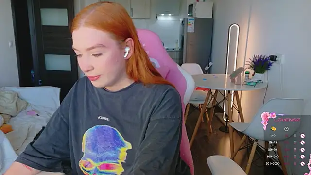 cinnabon girls online show from June 25, 1:13 pm