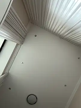 Hott Lolla online show from November 11, 8:44 am