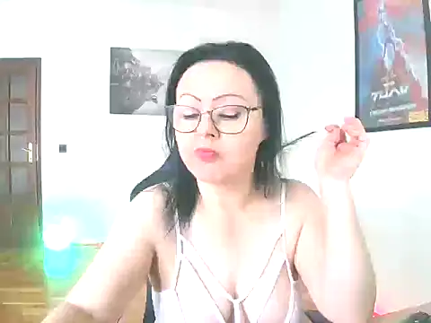 Snapshot of Judithmilf chatting on October 19, 3:36 pm Judithmilf online show from October 19, 3:36 pm