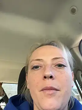 lezbean24 online show from March 28, 6:40 pm