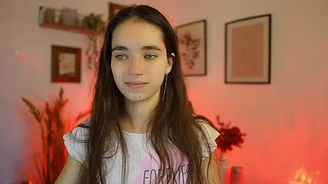 Gia Paige18 online show from September 22, 12:47 pm