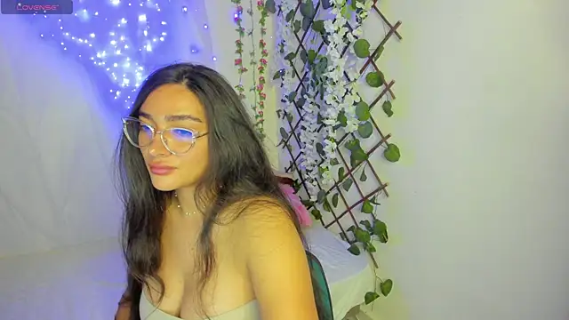 zara41 online show from June 25, 5:36 pm