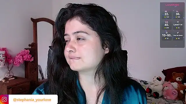 Stephania 18 online show from November 25, 6:42 pm