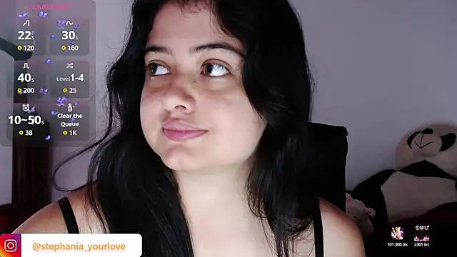 Stephania 18 online show from November 24, 1:24 pm