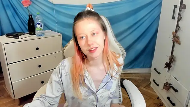 Silly  Milly online show from November 17, 5:13 pm