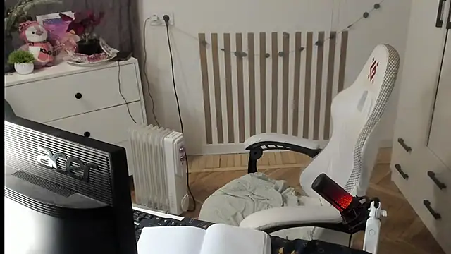 Silly  Milly online show from February 6, 4:54 pm