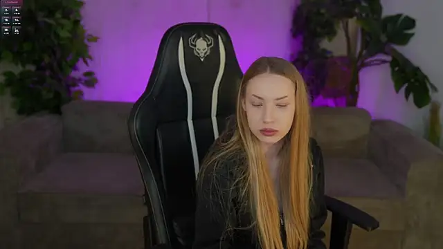 Linda054 online show from November 2, 1:31 am