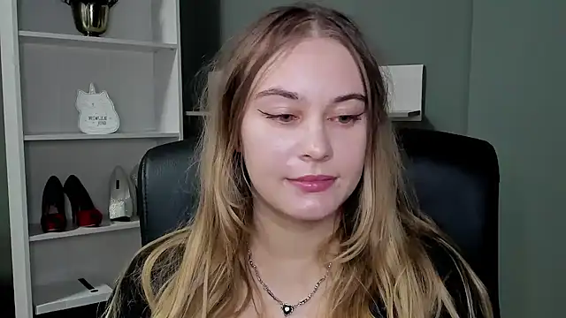 kitty valeria online show from November 10, 9:54 pm