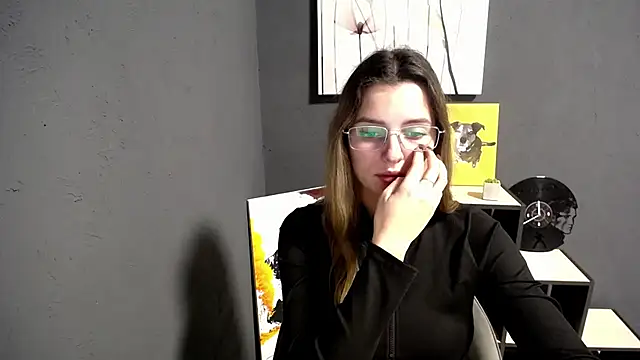 lady olivia  online show from November 26, 3:57 pm