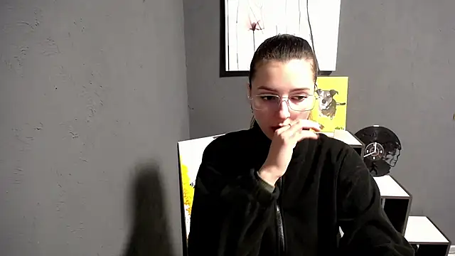 lady olivia  online show from November 27, 4:21 pm